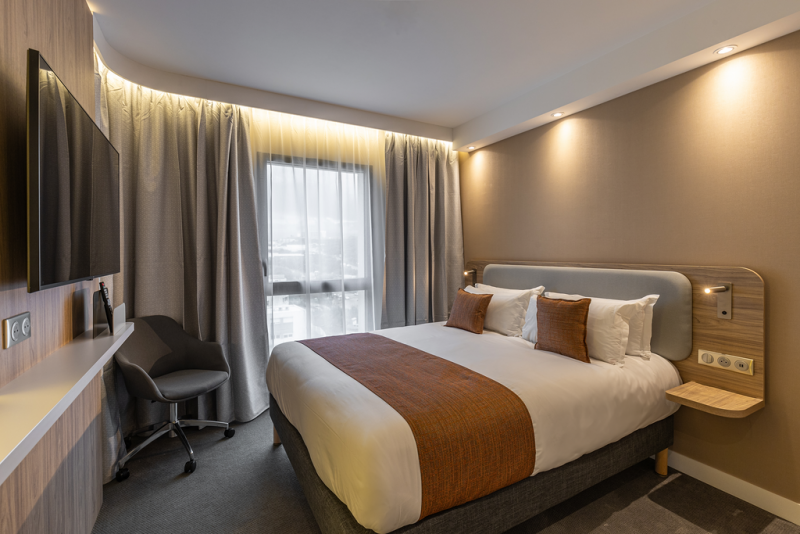 2026 - Holiday Inn - Chambre Standard 1