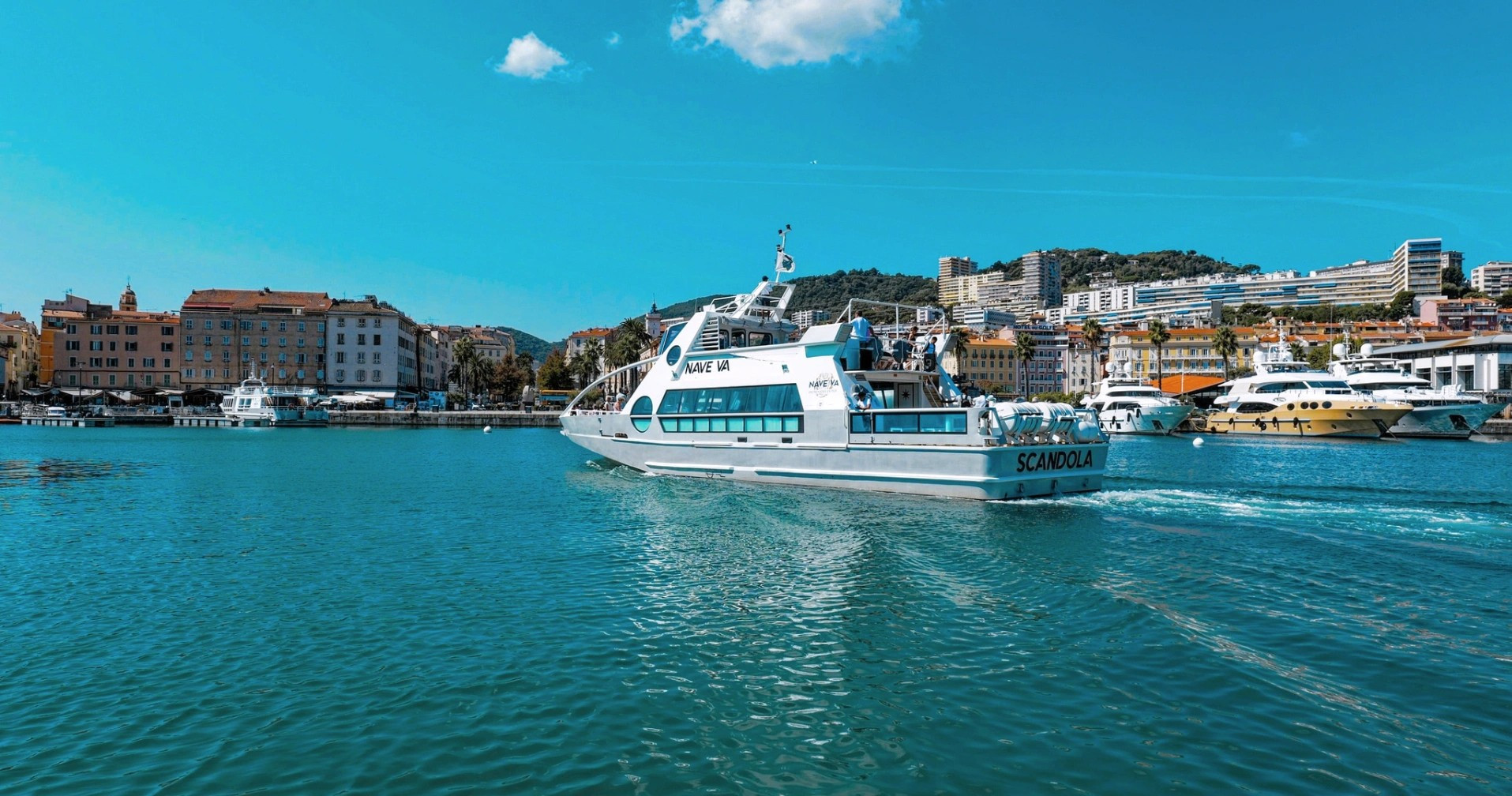 nave-va-scandola-8325 nave-va-scandola-8325